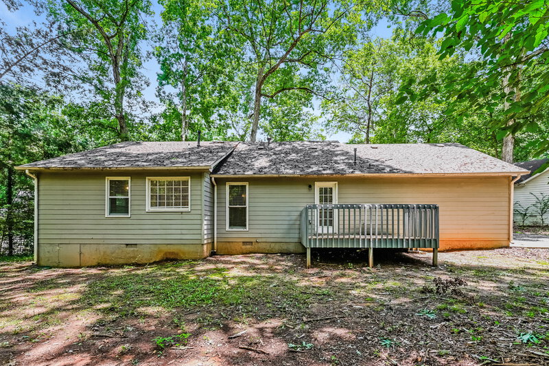 1,850/Mo, 125 Vesta Ct McDonough, GA 30252 Rear View