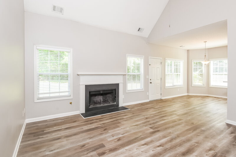 3,480/Mo, 5909 Rutland Pass Powder Springs, GA 30127 Living Room View 2