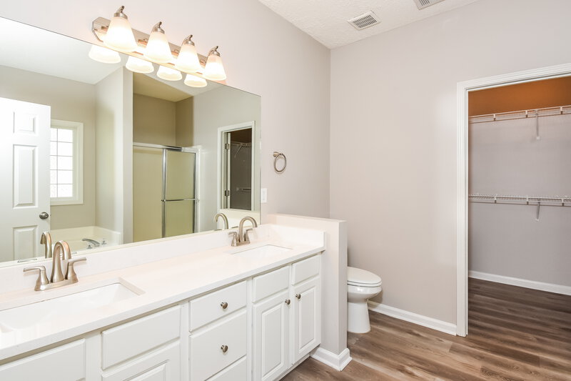 3,480/Mo, 5909 Rutland Pass Powder Springs, GA 30127 Main Bathroom View