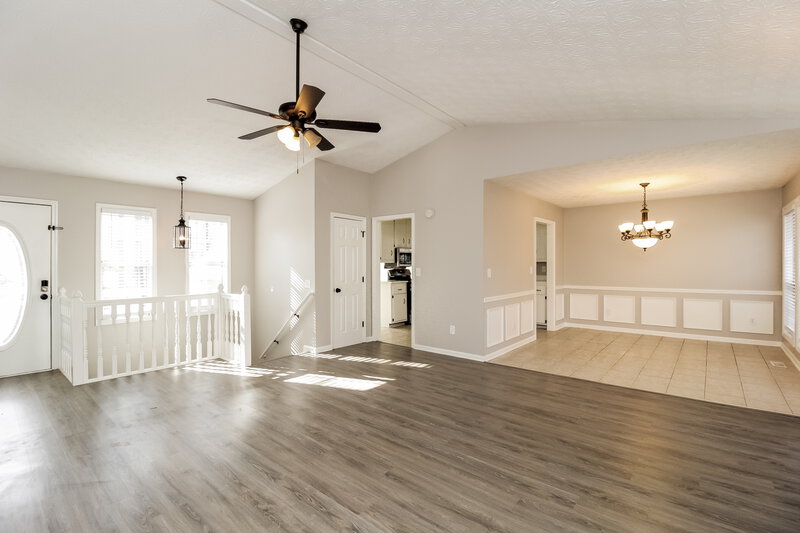 3,100/Mo, 6218 Emerald Springs Dr SE Acworth, GA 30102 Living Room View 2