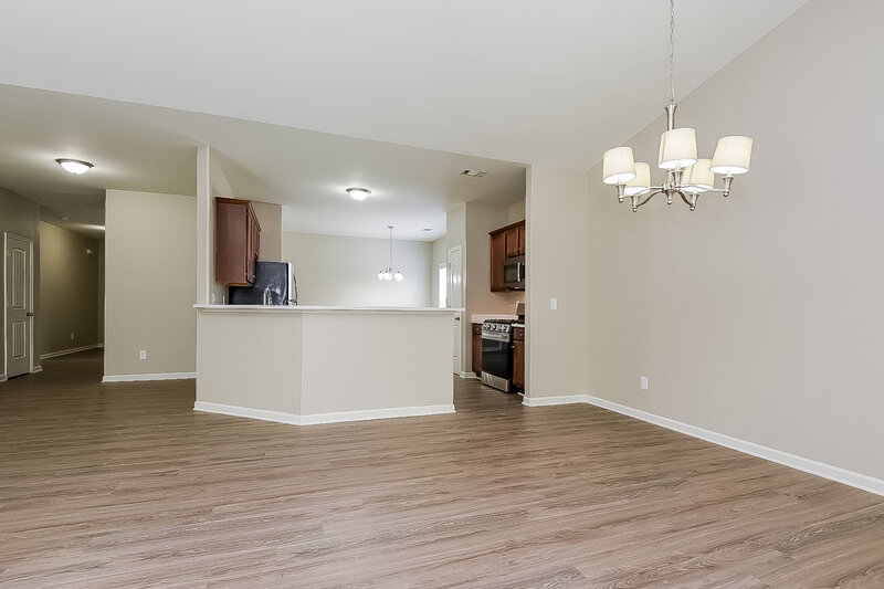 2,050/Mo, 19 Miles Dr SE Cartersville, GA 30120 Dining Room View