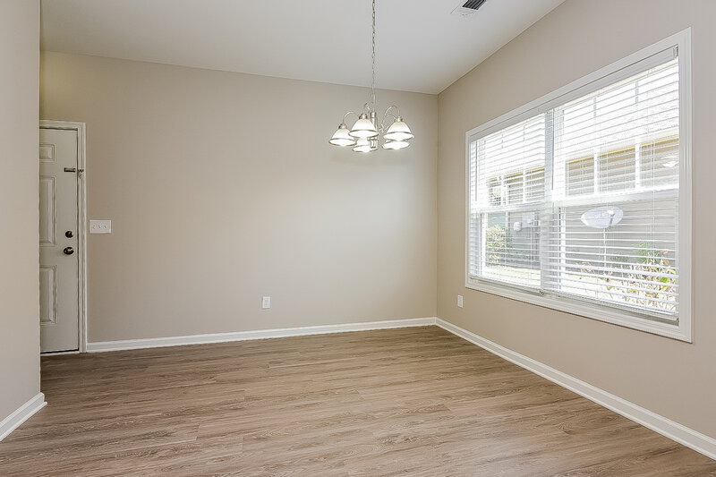2,050/Mo, 19 Miles Dr SE Cartersville, GA 30120 Dining Room View 2