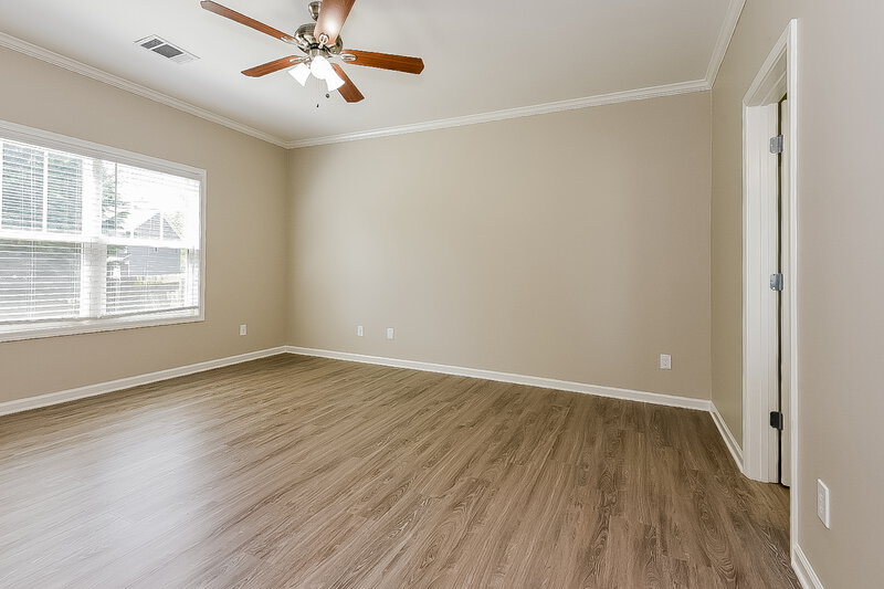 2,050/Mo, 19 Miles Dr SE Cartersville, GA 30120 Main Bedroom View