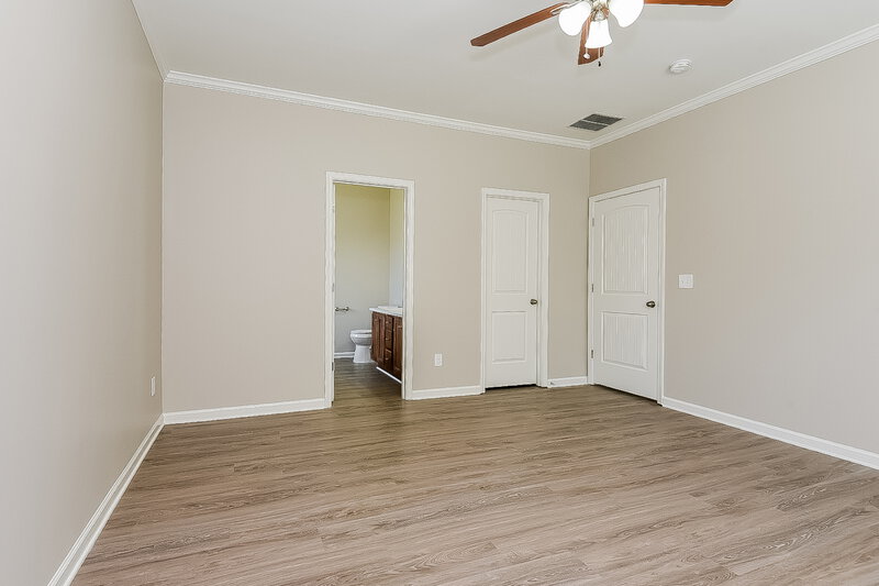 2,050/Mo, 19 Miles Dr SE Cartersville, GA 30120 Main Bedroom View 2
