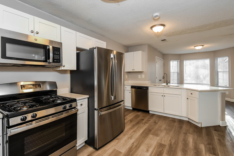 2,335/Mo, 1365 Lywellen Ct Stone Mountain, GA 30087 Kitchen View 2
