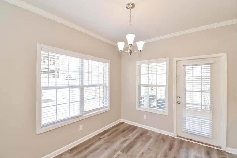 2,305/Mo, 316 Crest Pointe S Bremen, GA 30110 Dining Room View