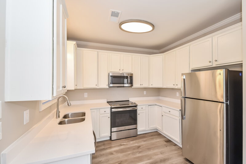 2,305/Mo, 316 Crest Pointe S Bremen, GA 30110 Kitchen View