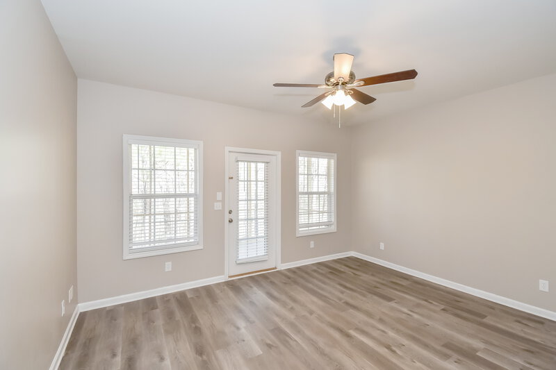 2,305/Mo, 316 Crest Pointe S Bremen, GA 30110 Main Bedroom View