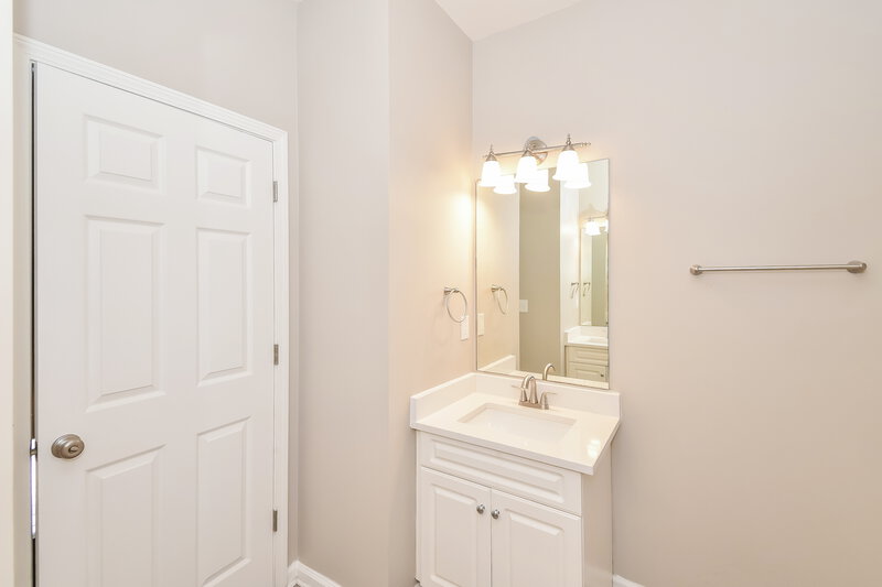 2,305/Mo, 316 Crest Pointe S Bremen, GA 30110 Bathroom View 2
