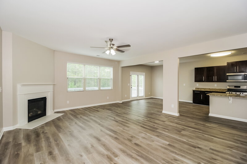 2,785/Mo, 55 Anna Marie Ct Dallas, GA 30132 Living Room View