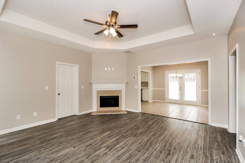 1,685/Mo, 1385 Eagles Nest Cir Carrollton, GA 30116 Living Room View 3