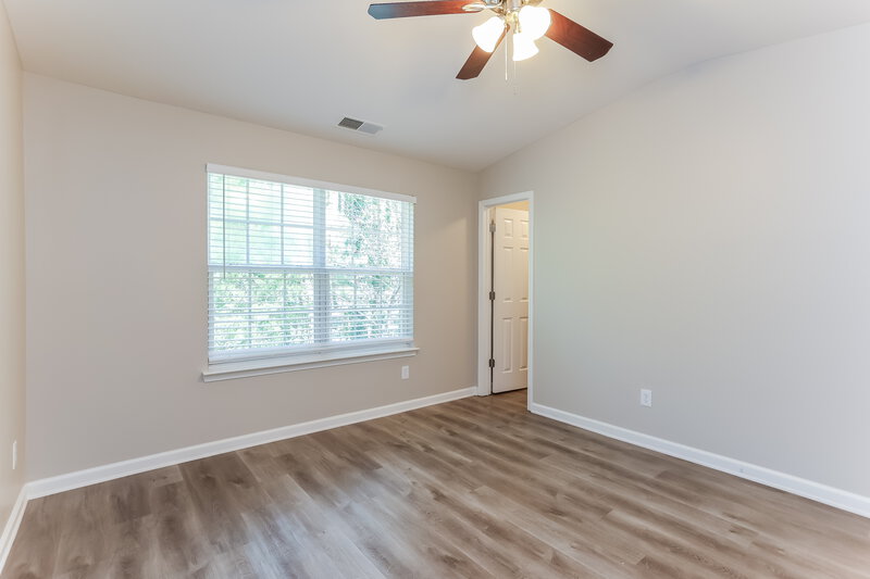 1,780/Mo, 1784 Devon Dr SW Atlanta, GA 30311 Main Bedroom View 2