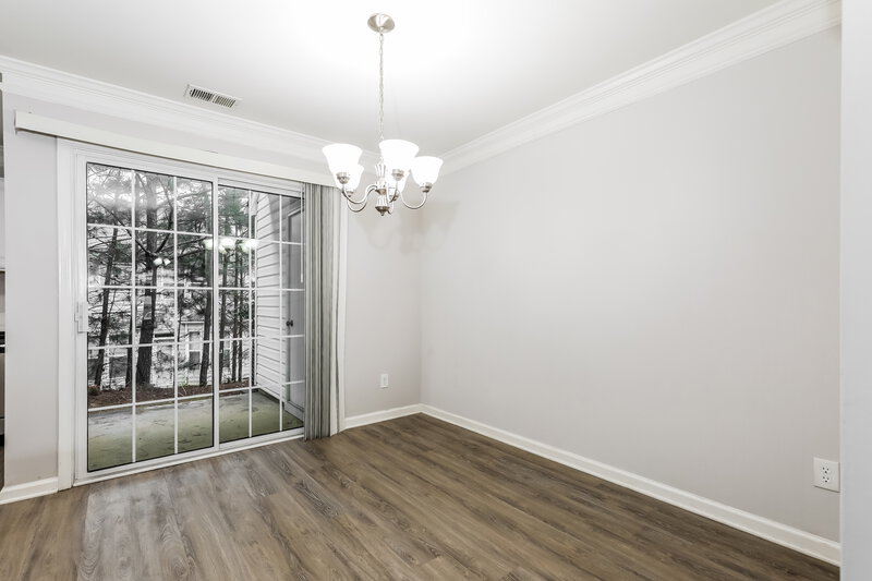 1,725/Mo, 871 Crestwell Cir SW Atlanta, GA 30331 Dining Room View