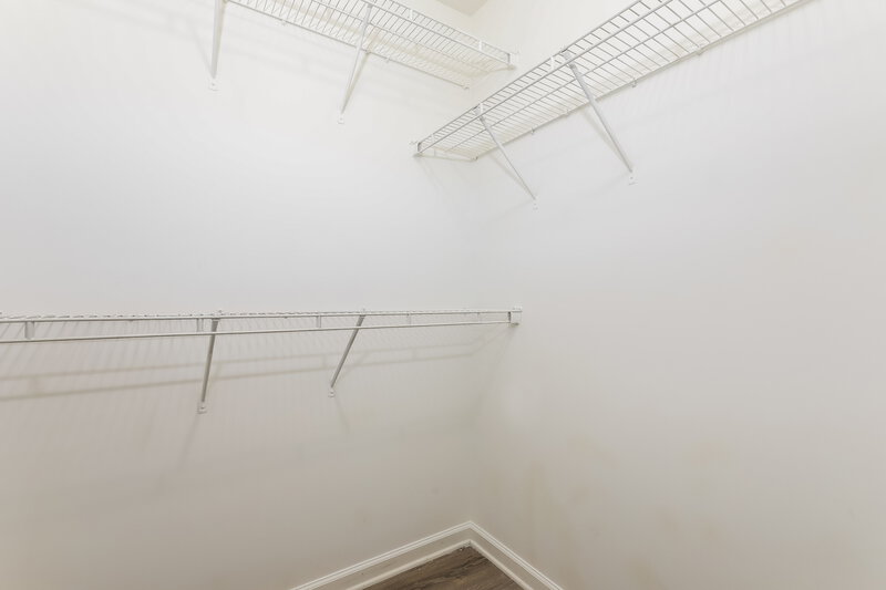 1,725/Mo, 871 Crestwell Cir SW Atlanta, GA 30331 Walk In Closet View