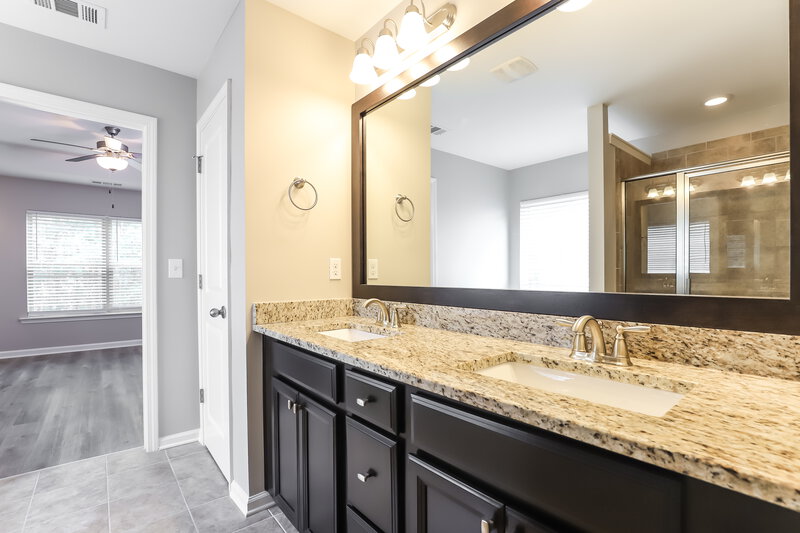 2,215/Mo, 1590 Brookmere Way Cumming, GA 30040 Main Bathroom View 2