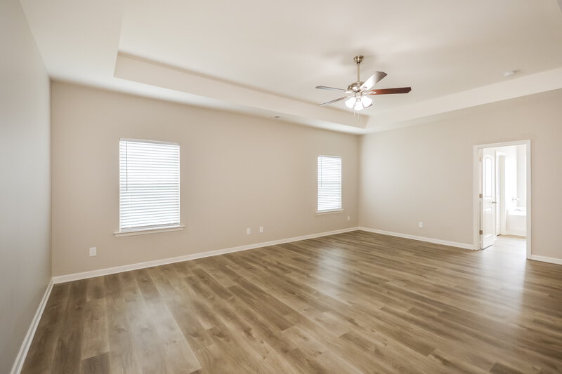 2,275/Mo, 190 Emerson Trl Covington, GA 30016 Main Bedroom View 2