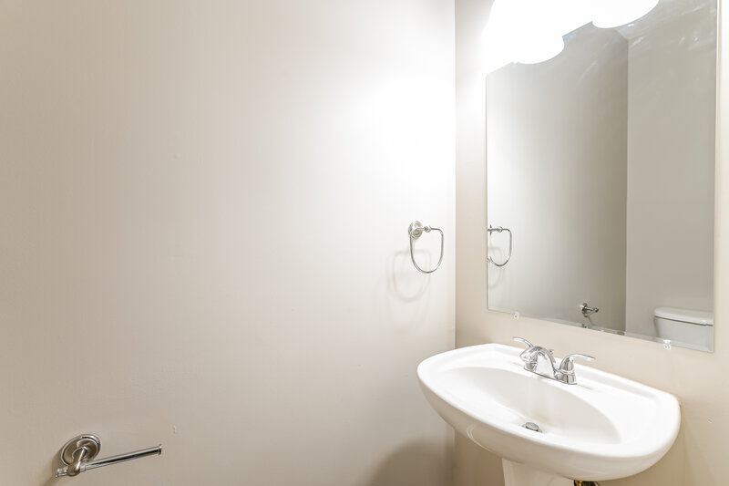 1,775/Mo, 770 Brookside Parc Ln Avondale Estates, GA 30002 Powder Room View