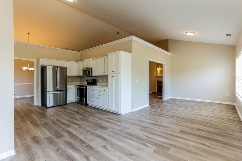 3,230/Mo, 203 Olde Lexington Pass Villa Rica, GA 30180 Sitting Room View 2