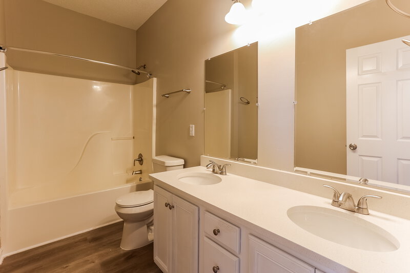 3,230/Mo, 203 Olde Lexington Pass Villa Rica, GA 30180 Bathroom View