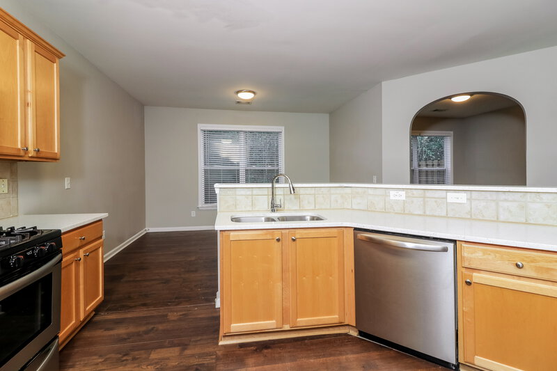 2,130/Mo, 361 Grayson Way Alpharetta, GA 30004 Kitchen View 2