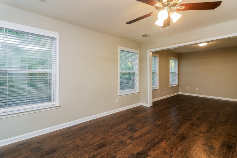 2,130/Mo, 361 Grayson Way Alpharetta, GA 30004 Main Bedroom View