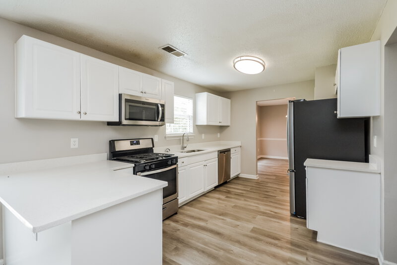 2,355/Mo, 3004 Peach Blossom Trce SE Conyers, GA 30013 Kitchen View