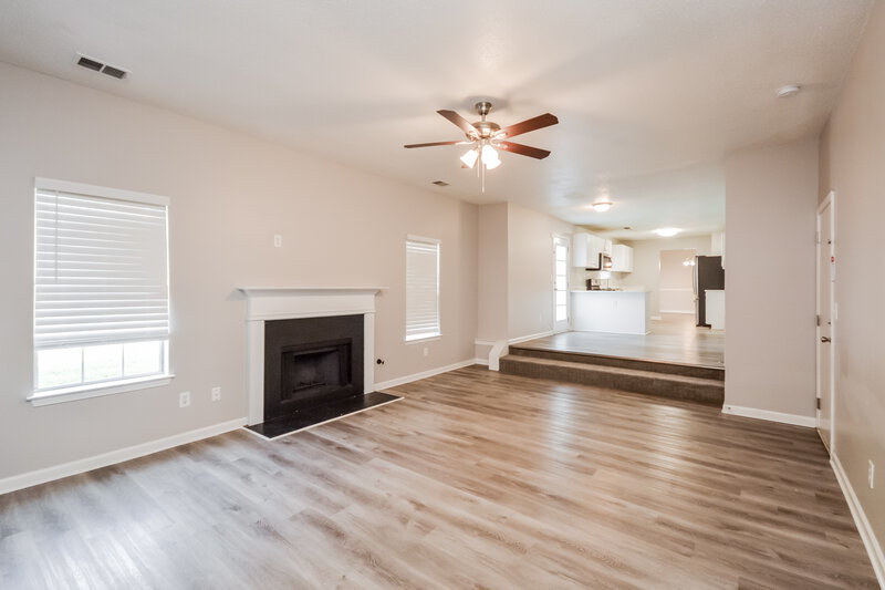 2,355/Mo, 3004 Peach Blossom Trce SE Conyers, GA 30013 Family Room View