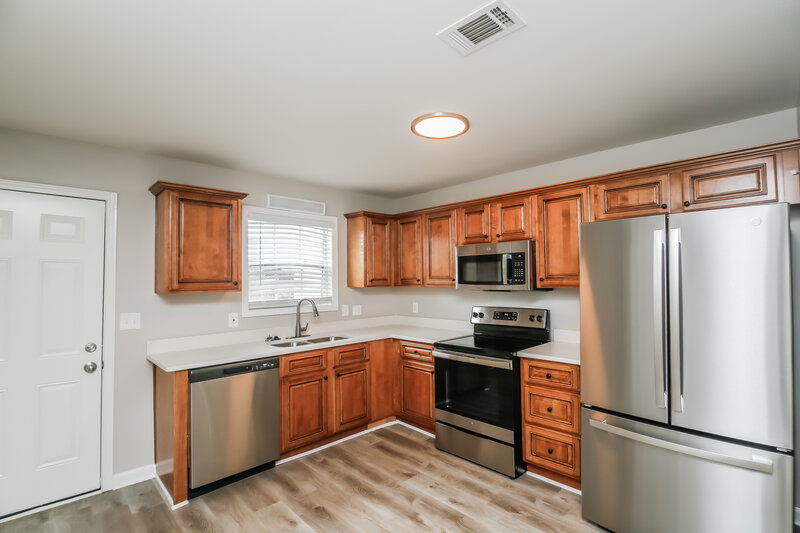 1,315/Mo, 409 W I Pkwy Dallas, GA 30132 Misc View 5