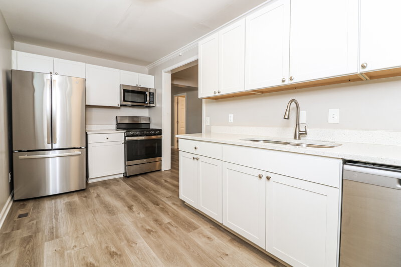 1,710/Mo, 1146 Little Vine Church Rd Villa Rica, GA 30180 Kitchen View 2