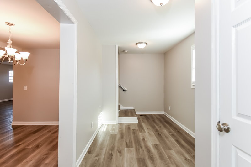 1,685/Mo, 1146 Little Vine Church Rd Villa Rica, GA 30180 Hallway View