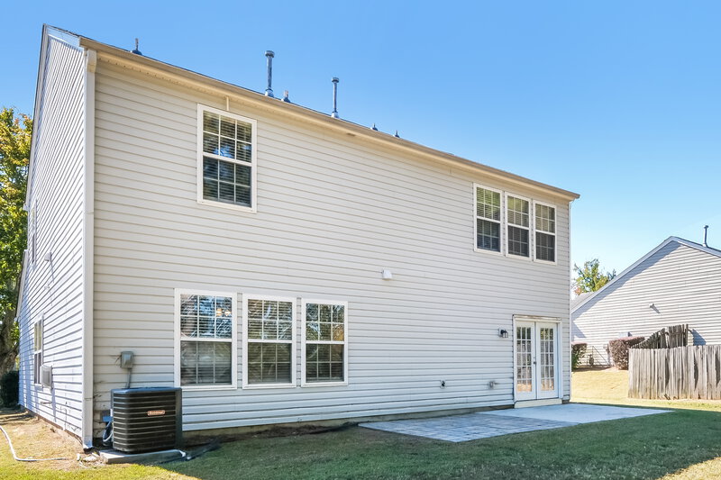 1,950/Mo, 1374 Ivey Pointe Dr Lawrenceville, GA 30045 Rear View