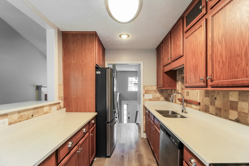 1,705/Mo, 505 Brewer Dr Locust Grove, GA 30248 Kitchen View 2