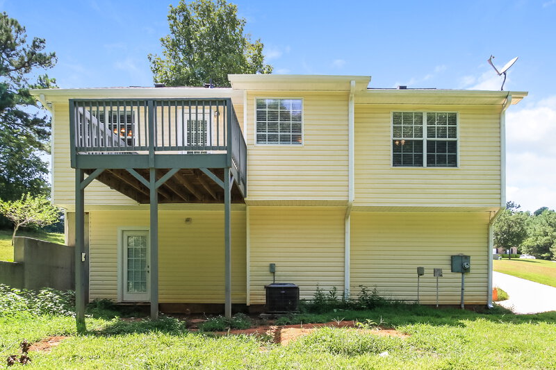 1,705/Mo, 505 Brewer Dr Locust Grove, GA 30248 Rear View