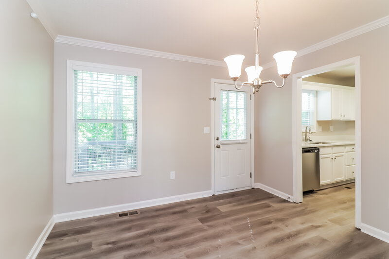 2,550/Mo, 15 Pine Oak Cir Temple, GA 30179 Dining Room View