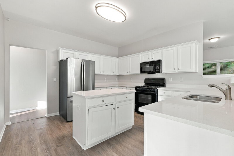 2,610/Mo, 121 Holbrook Dr Dallas, GA 30132 Kitchen View