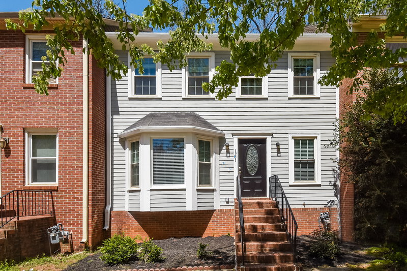 2,220/Mo, 1351 Old Virginia Ct SE Marietta, GA 30067 External View