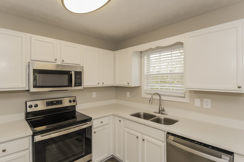 1,755/Mo, 142 Faith Ct Villa Rica, GA 30180 Kitchen View 2