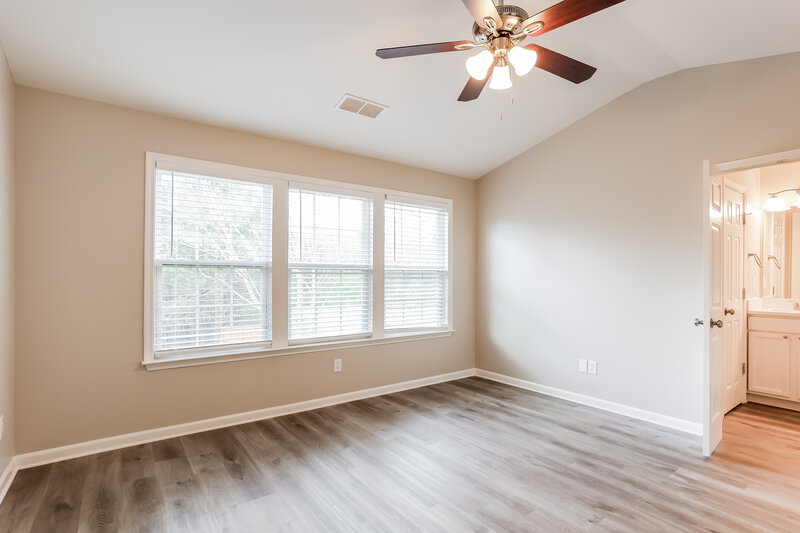 1,790/Mo, 2830 Deerwood Ln SW Atlanta, GA 30331 Main Bedroom View