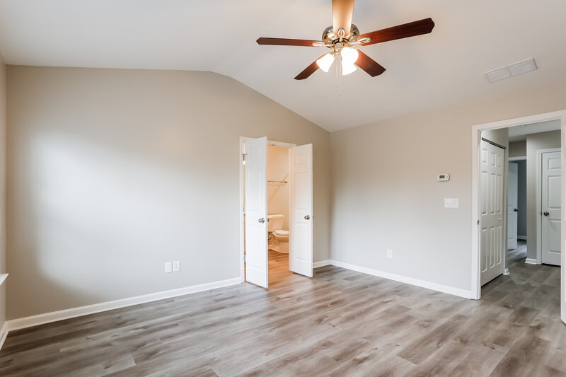1,790/Mo, 2830 Deerwood Ln SW Atlanta, GA 30331 Main Bedroom View 2
