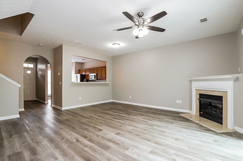 1,980/Mo, 281 Pearl Chambers Dr Dawsonville, GA 30534 Living Room View 3