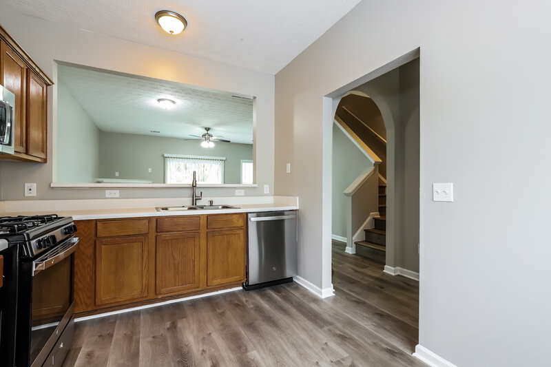 1,980/Mo, 281 Pearl Chambers Dr Dawsonville, GA 30534 Kitchen View