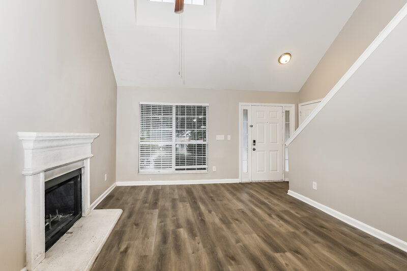 1,970/Mo, 4509 Ravenwood Pl Union City, GA 30291 Living Room View
