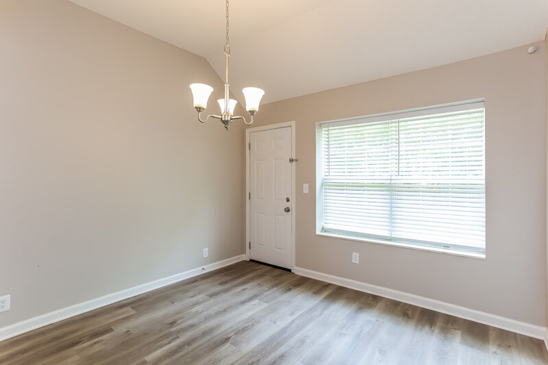 2,660/Mo, 4509 Ravenwood Pl Union City, GA 30291 Dining Room View 2