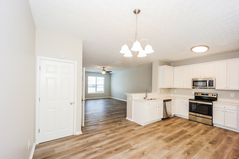 1,870/Mo, 4115 Stone Trace Dr East Point, GA 30344 Dining Room View 2