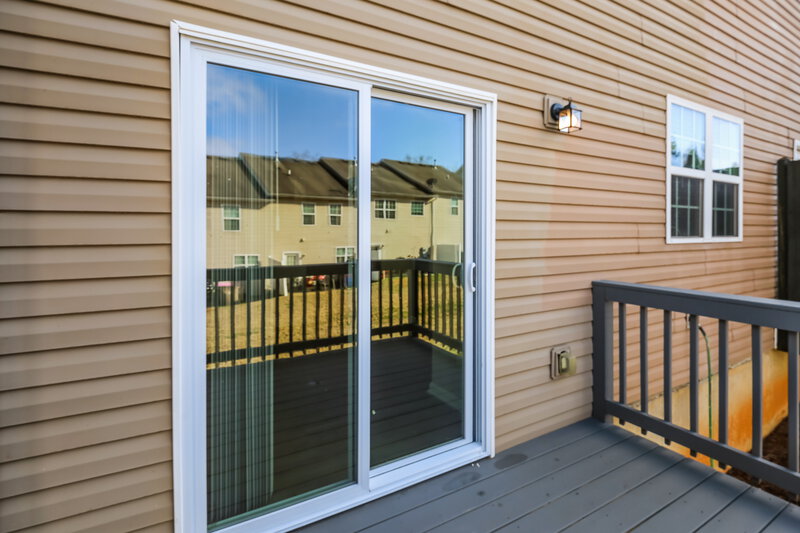 2,550/Mo, 4814 Zephyr Cove Pl Flowery Branch, GA 30542 Deck View