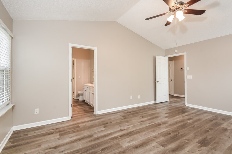 2,160/Mo, 3033 Sable Run Rd Atlanta, GA 30349 Main Bedroom View 2