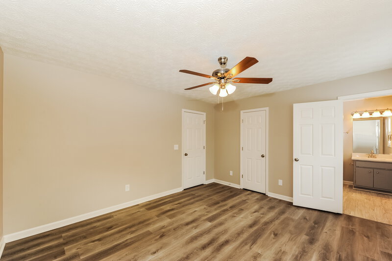 1,775/Mo, 812 Overlook Trl Canton, GA 30115 Main Bedroom View