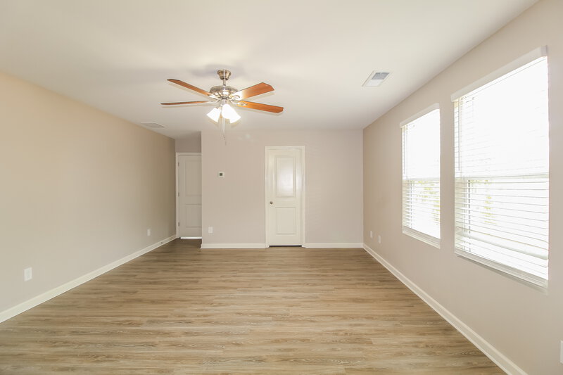 2,400/Mo, 275 Sinclair Way Monroe, GA 30655 Main Bedroom View