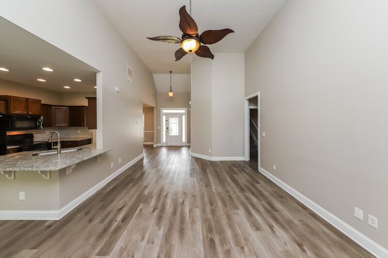 1,975/Mo, 480 Saddle Chase Dr Bremen, GA 30110 Living Room View 2