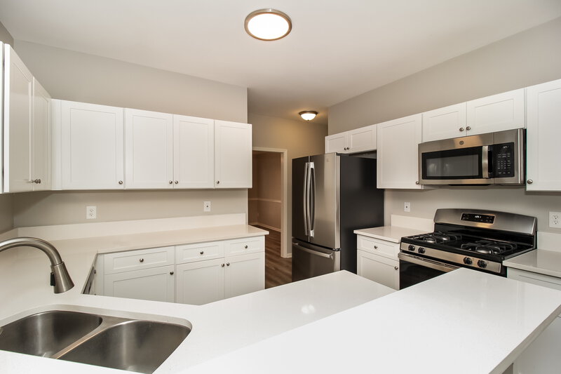 2,855/Mo, 3 Wyndham Ct Powder Springs, GA 30127 Kitchen View